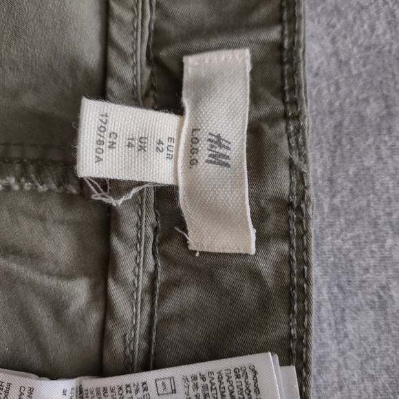 Shorts - Picture 4 of 4